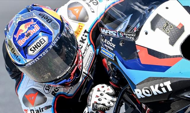 Milli motosikletci Toprak Superpole yarisini kazanarak sampiyonluga biraz daha yaklasti